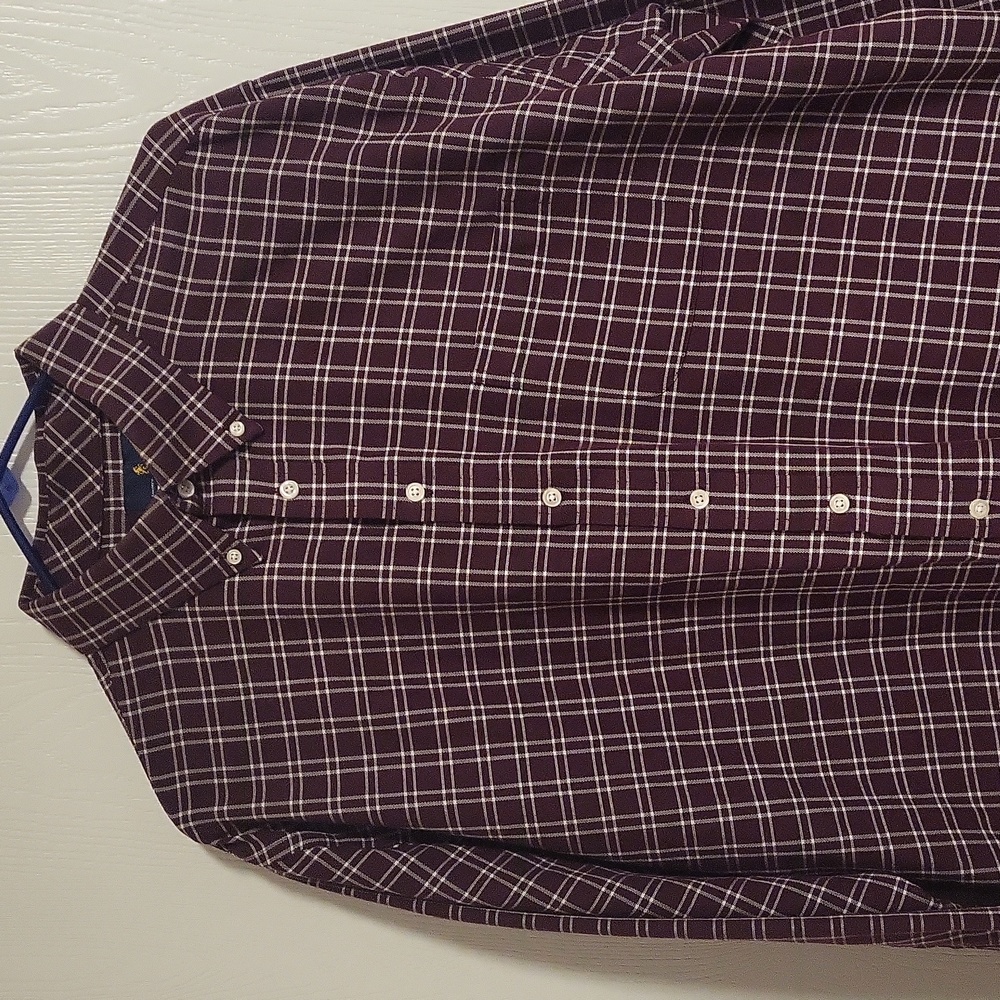 Stafford men's maroon regular fit shirt